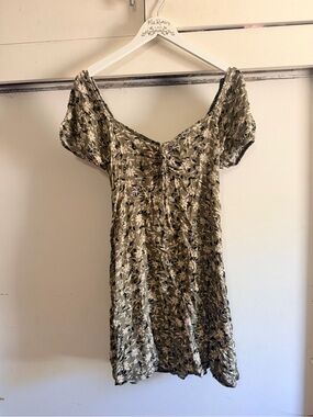 “Daisies” Olive Floral Short Sleeve Slip Dress Size S